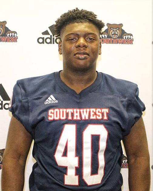 On National Signing Day (Dec. 18), former Amite High Magnet School defensive lineman Rodney Sopsher signed a letter of intent to play for SLU Football. 
buff.ly/378nAl8