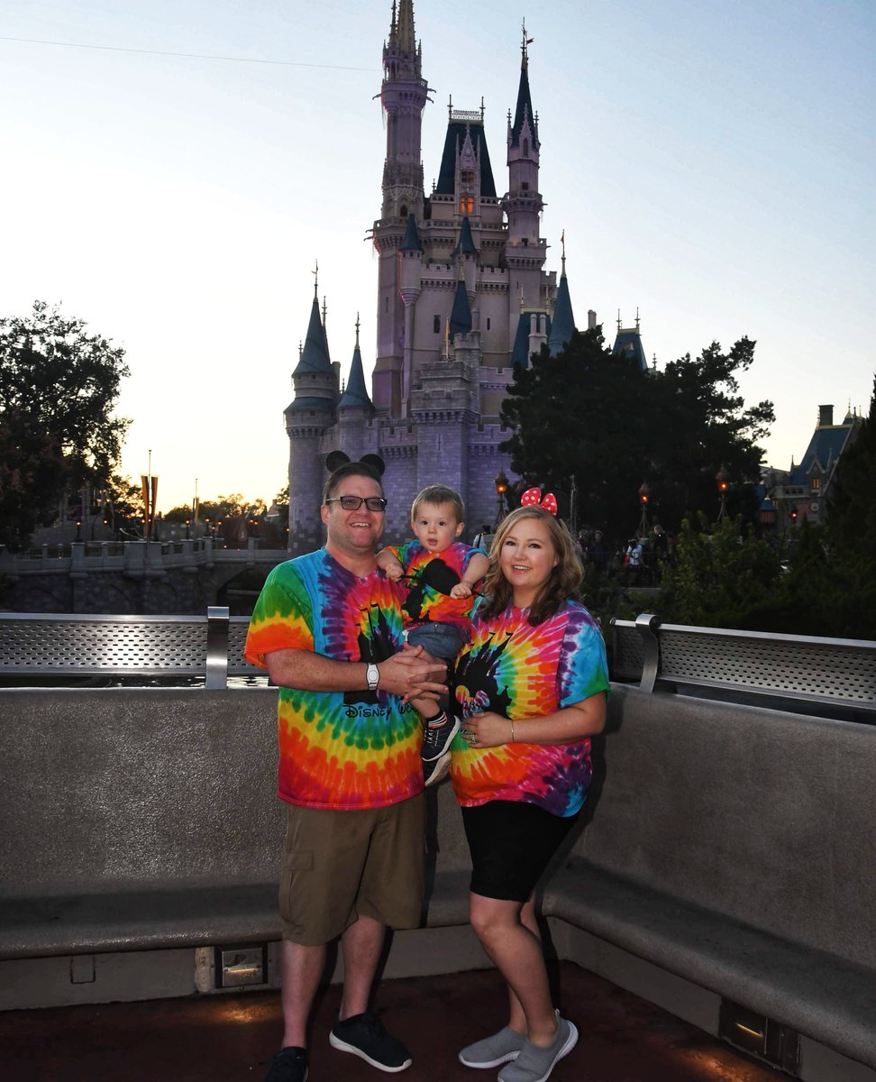 _FreedomTheory_'s tweet photo. Running around Disney World being #21weekspregnant was a trip. I was certainly more tired than normal. But thankfully we didn't have crazy hot Florida weather. 

#pregnant #pregnancy #plussizepregnancy #plussizetravel #lovetotravel #wdwmagic #disneymagic https://t.co/iodnEACkqI