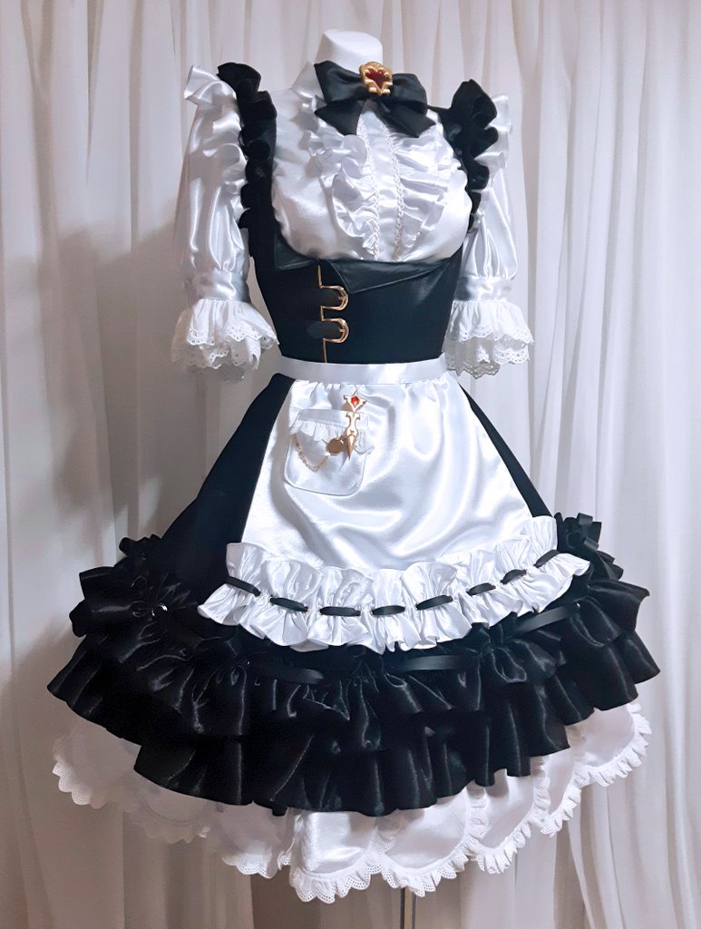 ASASD0130's tweet image. 파이널판타지14 - 메이드복의상세트💖

코스프레의상 제작하였습니다.
작은 소품류 디자인에 많이 신경썼습니다 
프릴을 풍성하게 잡아주고, 패티코트와 흰 속스커트를 일체형으로 작업해 여러겹임에도 편하게 착용이 가능합니다 

#니오샵 #게임 #코스프레 #코스옷 #코스프레의상제작 #FF14 #메이드복