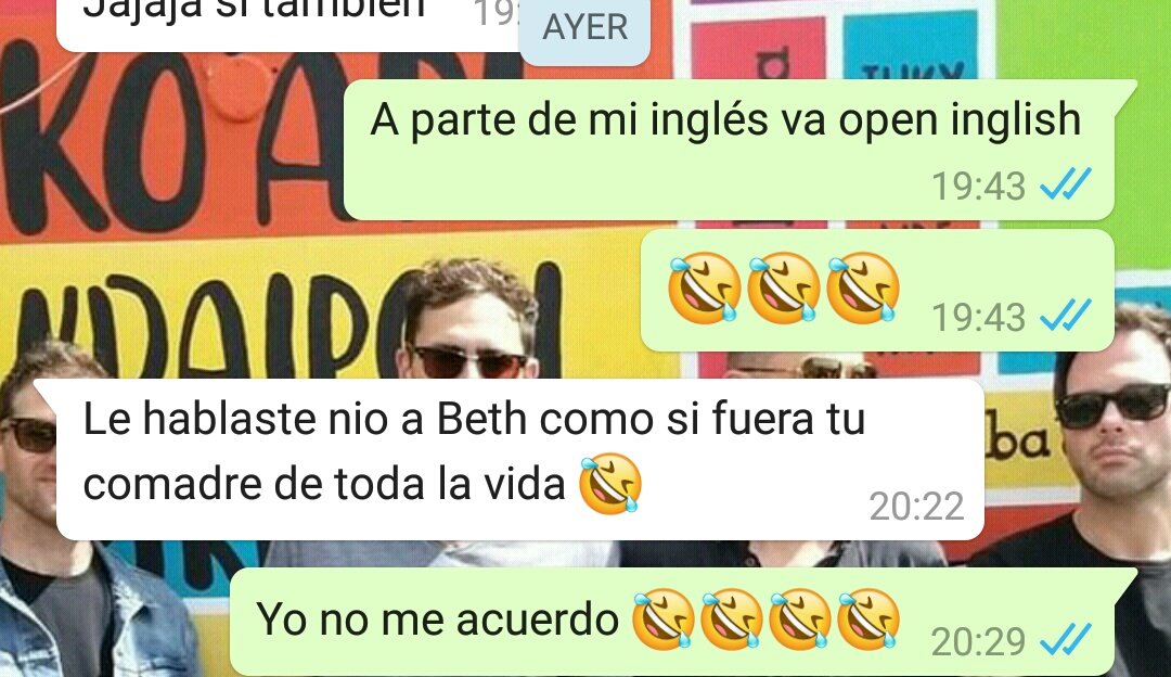 rominaayala62's tweet photo. Hace exactamente un mes que pude verles por primera vez en 15 años de fangirlismo a mis bebés, en el aeropuerto face to face  y literalmente estaba flotando ni recuerdo que le hable a Beth 😅😭😂😂😂😂 #KeaneEnPy https://t.co/Q6fHj9rAtM