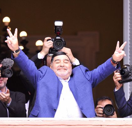 VSportsTM's tweet photo. Maradona en Casa Rosada.
1986.
2019. https://t.co/J4dYfvmP9s