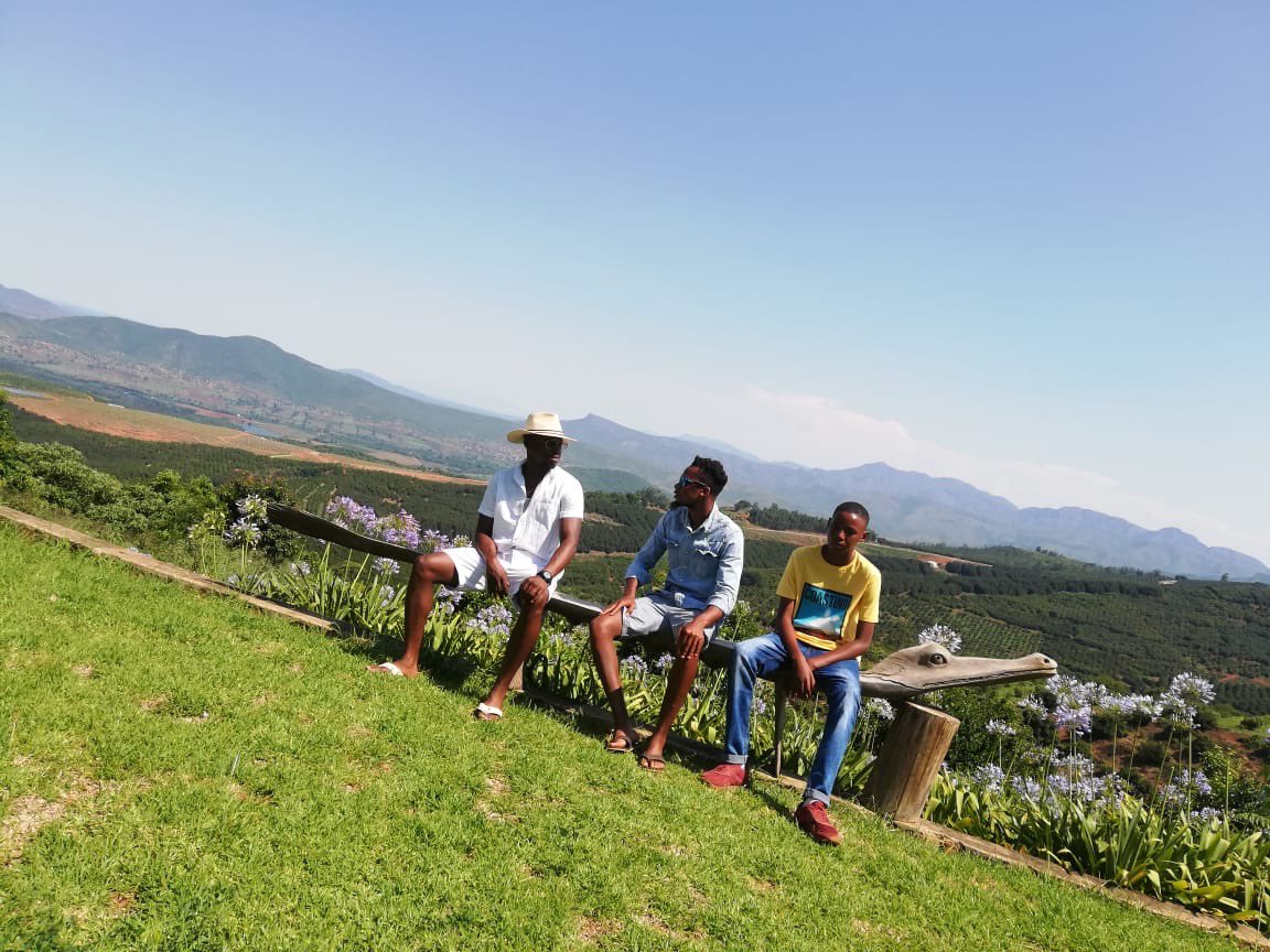 tito_mboweni's tweet photo. After lunch the Men’s Conference convened at King’s Walden to visit Bridget Hilton-Barber. We met some interesting people there. Agatha, Tzaneen, #VisitLimpopo. https://t.co/qar5NZ075r