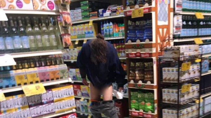LNSmithee's tweet photo. @GavinNewsom Pictures don't lie. But YOU do.
#SanFrancisco #CaliforniaScheming #NancyPelosi #GavinNewsom #DontCalifornicateAmerica #ProgressiveBS #NotSoSafeway https://t.co/lty6u43tRD