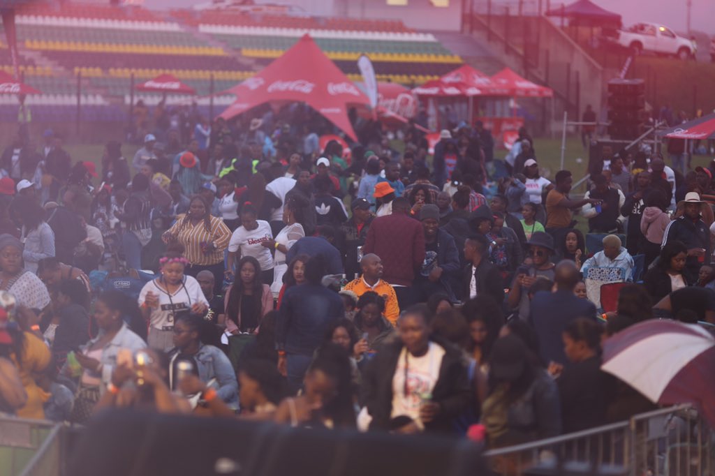 NativesSummerSA's tweet image. 🔥🔥🕺🏿🚶🏿‍♀️🚶🏿#NativesParty2019