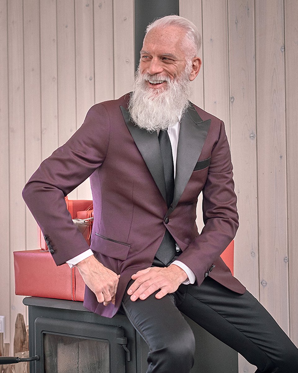 indochino tweet media