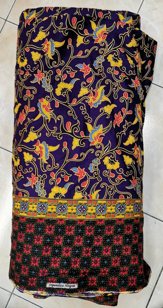 Patronize my wife's business, Original Batiks, 5yards 8500 and 6yards 10k Naira.

Place orders &amp; help with Retweets.