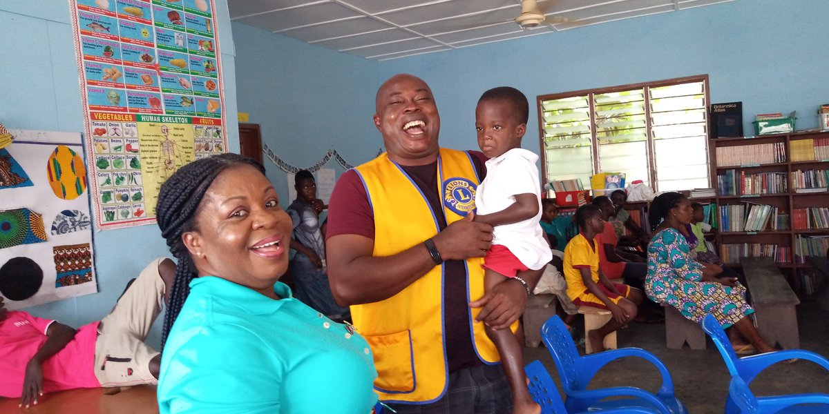 accraultimate's tweet photo. Accra Ultimate Lions Club donate food items to the Bawjiase Orphange, Ghana - Relieving Hunger 2019.
@lionsclubs @AccraExcel @goldenlionsclub @AccraLabone @GyeNyameLeos @AkomapaLeoclub @AshesiLeoClub
#RelievingHunger #lionsclubs #AULC #District418 #Accraultimatelions https://t.co/vGFNVhJQbi