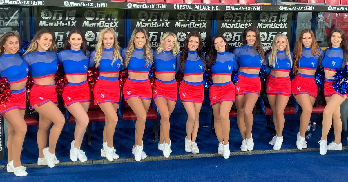 Crystals_CPFC's tweet photo. What a great result ❤️🦅💙 #CPFC #crystals #cheerleaders #boxingday #football https://t.co/yKOEIIaStJ