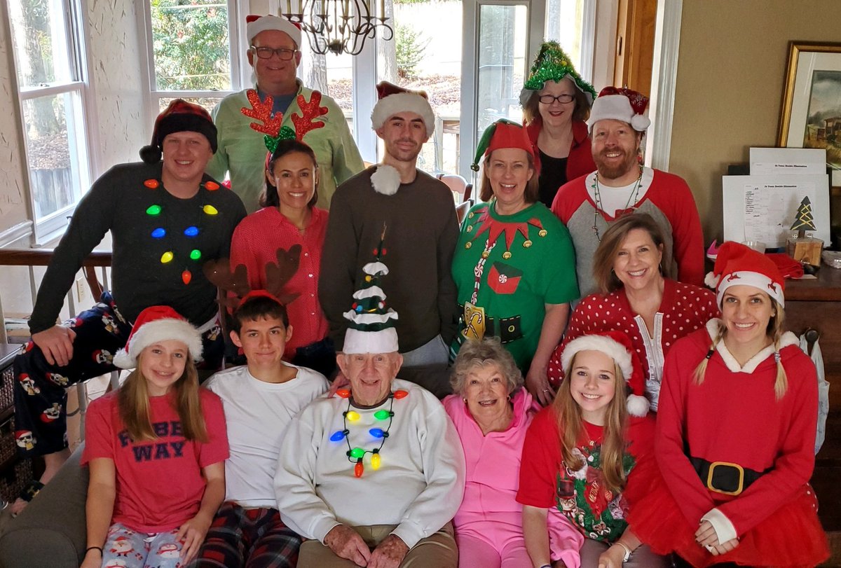 SH_Lyons1's tweet photo. And here we are... yep, one "special" family! 😂😍
This crew makes life merry and bright.
Love, peace, joy and happiness from ours to yours. 

photo creds: AnthonyB https://t.co/CzZCLg693w
