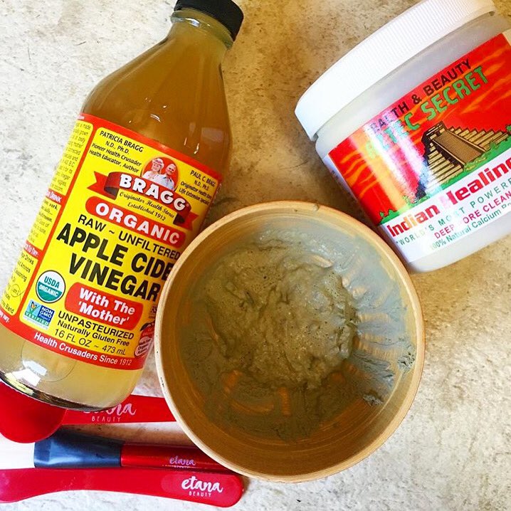 BraggLiveFoods's tweet photo. Holiday stress is no joke. Make time for some self care today 🧖🏼‍♀️ #BraggAboutIt #AztecClayMask #AppleCiderVinegar #ACV #BraggLiveFoods https://t.co/zaZ11DMtFm