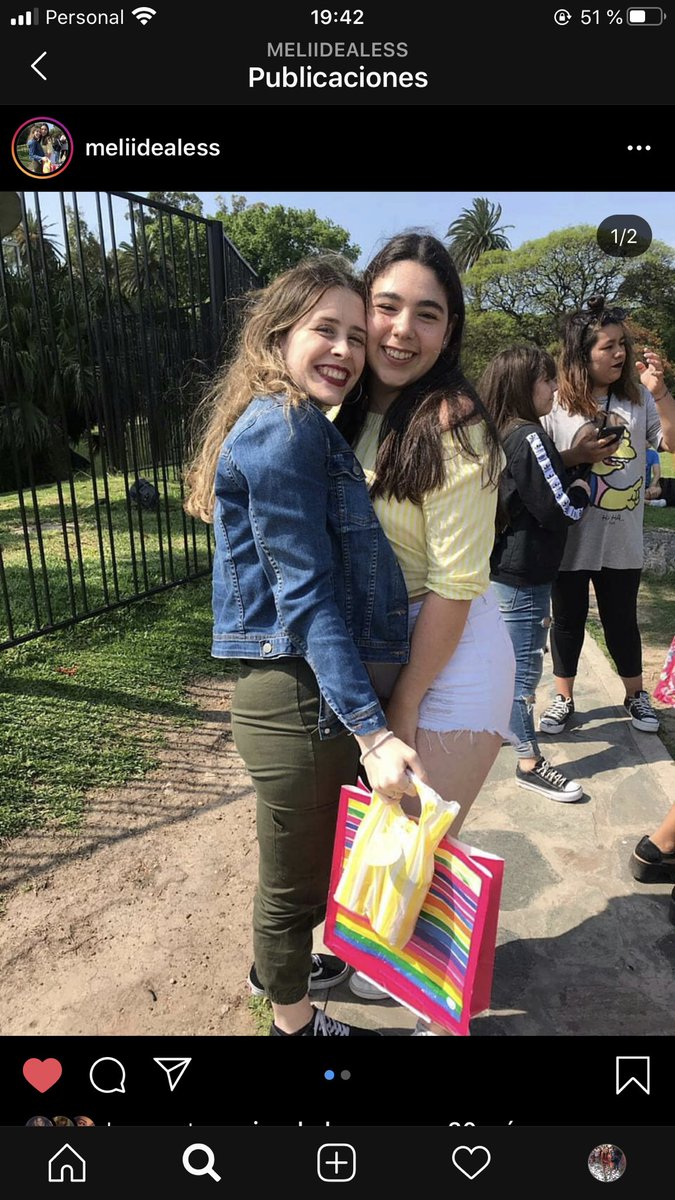 maixlau's tweet photo. @CandeQg mira md de ig porfaaaa, es el cumple de Meli y la harías muy feliz con un mensaje!💖 https://t.co/kBhbAT7T97