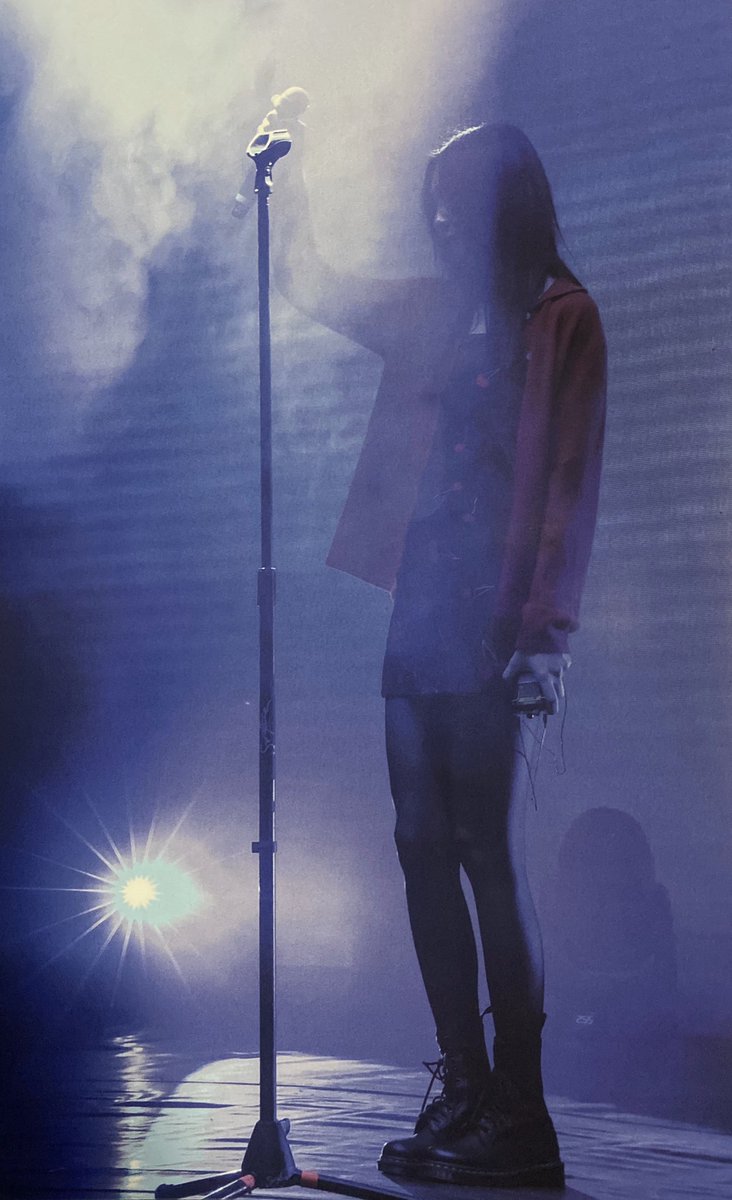 miya_fancam's tweet image. she can beat me with her microphone support