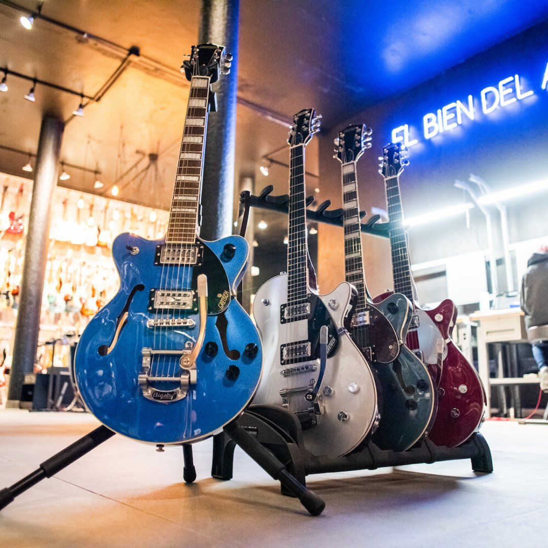 eusicamx's tweet photo. Recientemente llegadas a #Eusica las  #Gretsch Streamliner son un regalo ideal para esta #Navidad, ¿no crees? ¡Ven a tocarlas, te estamos esperando! https://t.co/ov9Uio7uuD