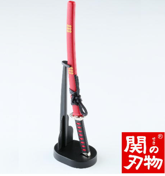 hero171110's tweet photo. 『日本刀モデルにしたレターオープナー　なんとふるさと納税でもらうことができる！　いまならぎりぎり間に合います！』

銀行からの書類、カード発行の書類などの封筒が届くことがよくありますよね。　そんな時にオススメ！　#便利グッズ #ふるさと納税 https://t.co/J3eORGX44E