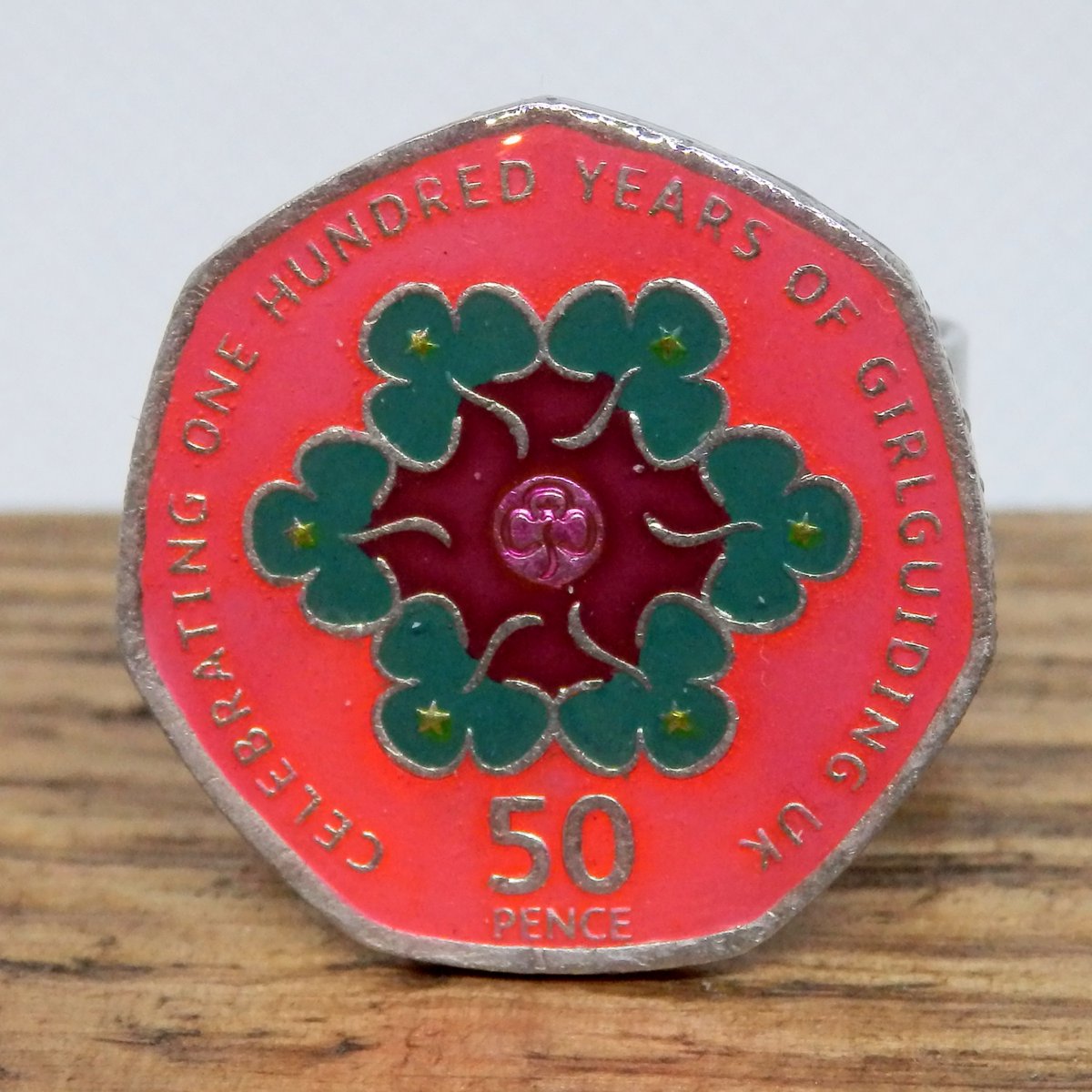 ValhallaWoggles's tweet photo. More #ScoutWoggles added to the Sale &amp; discounts increased - Up to 50% off. Limited Stock - Once they're gone, they're gone.
https://t.co/xgET1JKpx1

#NeckerchiefSlide #ScoutWoggle #ScoutsUK #ScoutingUK #BoyScouts #GirlScouts #ScoutsBSA #ScoutsScotland #WorldScouting #WorldScout https://t.co/EI8pydeHLB