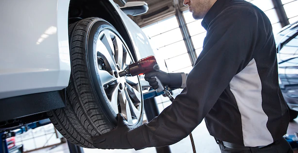 cascadeauto's tweet photo. Need an oil change or other auto repairs? Schedule service with us today and let our factory-trained service professionals take care of your vehicle. https://t.co/CC4qZ8g55L