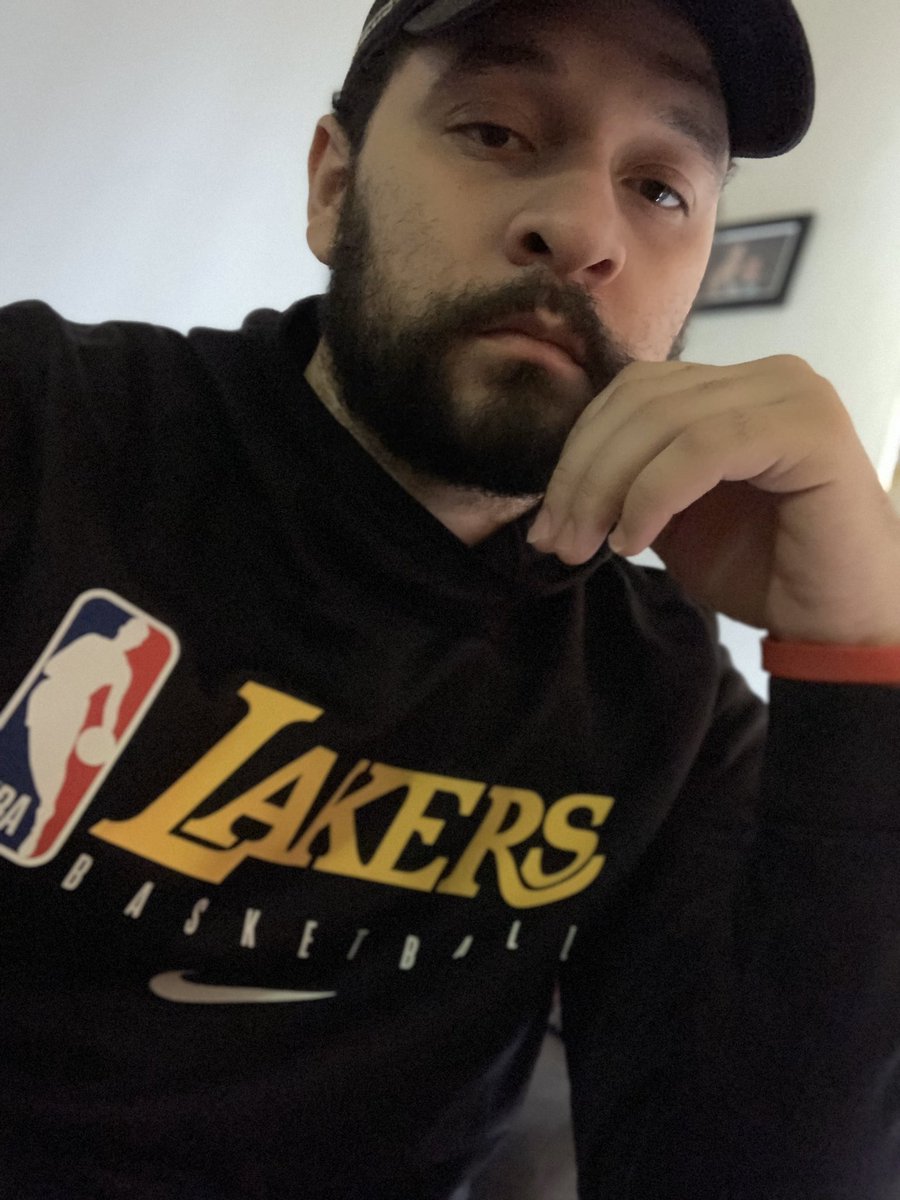 RobertColon4's tweet photo. Shout to my brother @manuelxo1 for the fire Lakers sweater!!!! 🙏🔥🔥 https://t.co/6924K0Y7Tb