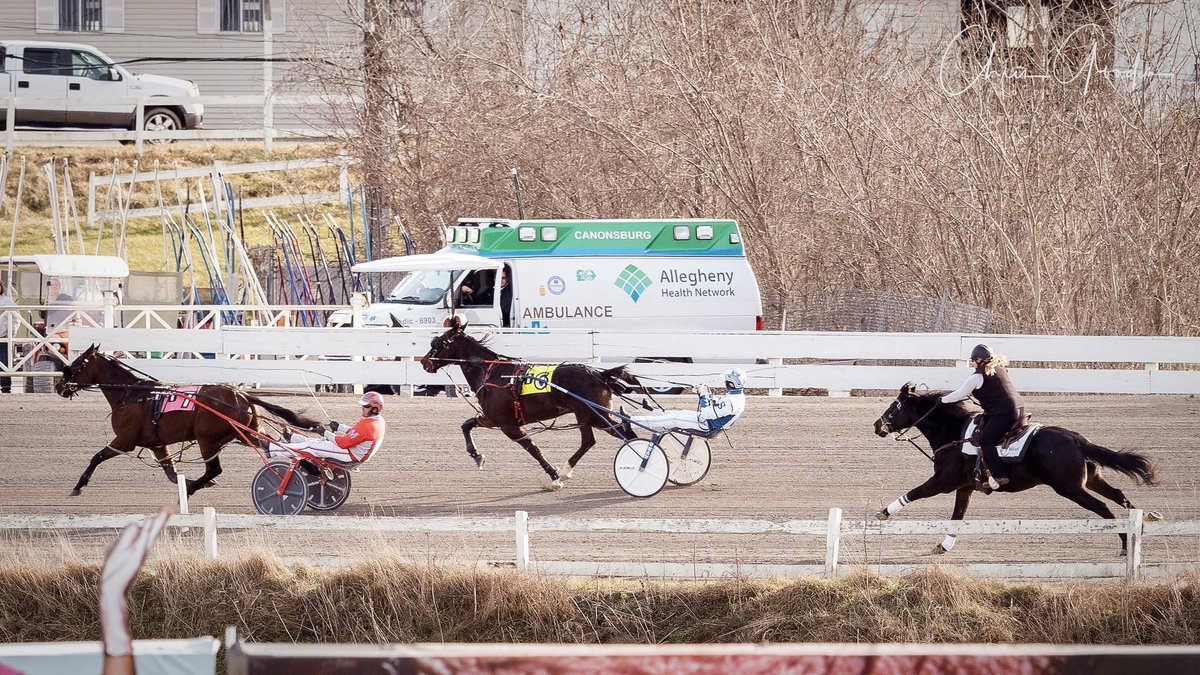 TheMSOA's tweet photo. Great Job by @nehigo and Salem today! In the 1st race we had a broken line, Missy and Salem rushed to the rescue and made a great catch! ๐ช๐ผ๐๐ผ #thankfulforoutriders #everyoneisokay
๐ธ: @CGoodenPhotos https://t.co/HwAuRg2F2l