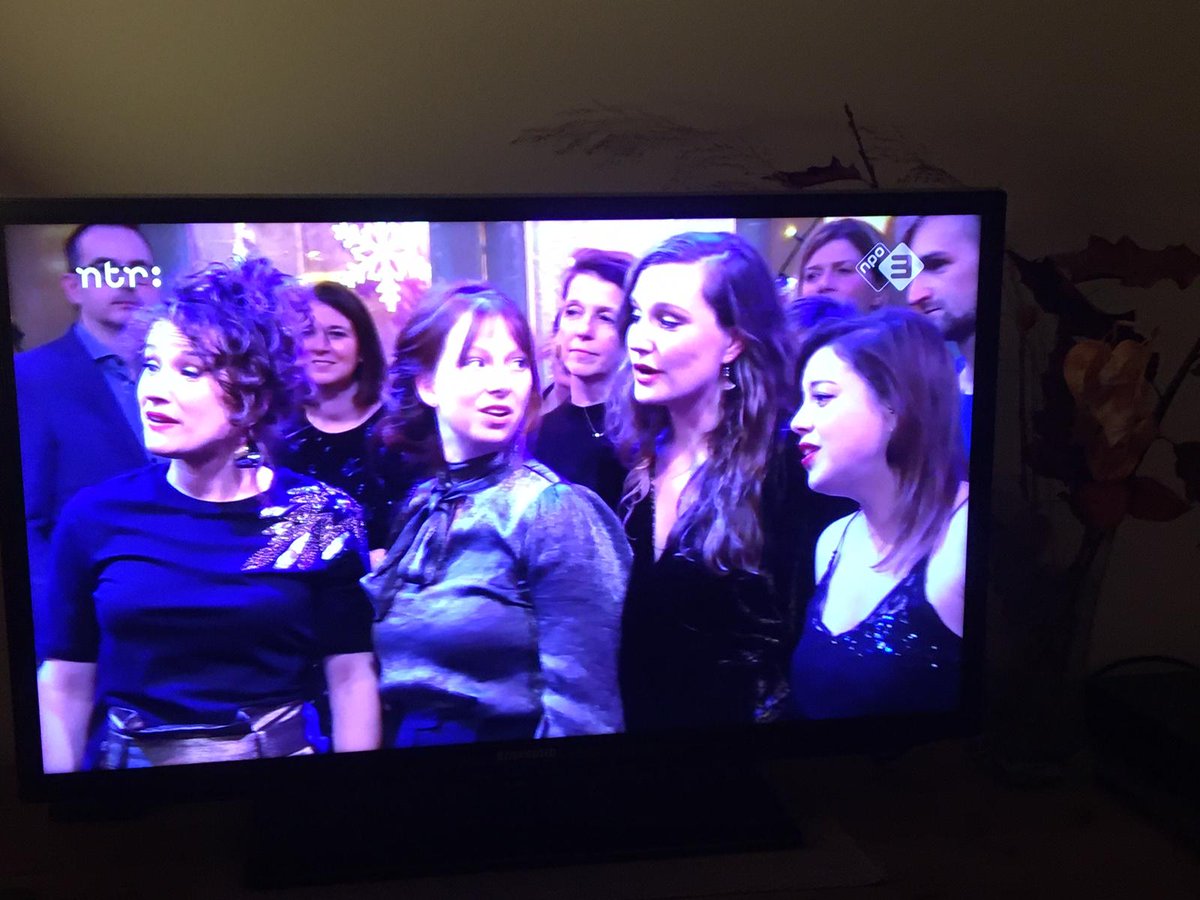 Dat was hem alweer, onze 2 minuten of fame bij <a href="/Top2000agogoNTR/">Top 2000 a Gogo</a> ! Natuurlijk online oneindig terug te zien. #top2000