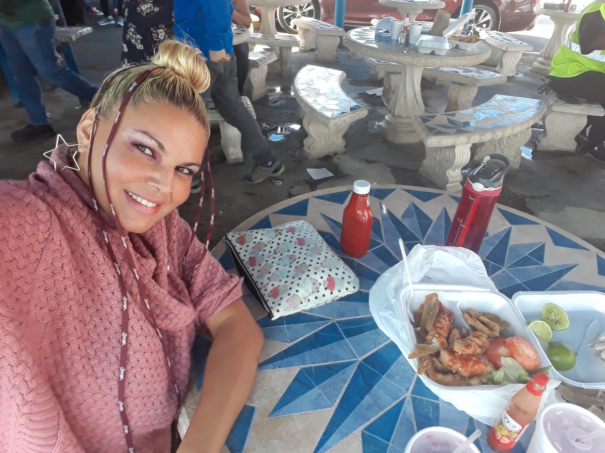 Alexa Castillo tweet media