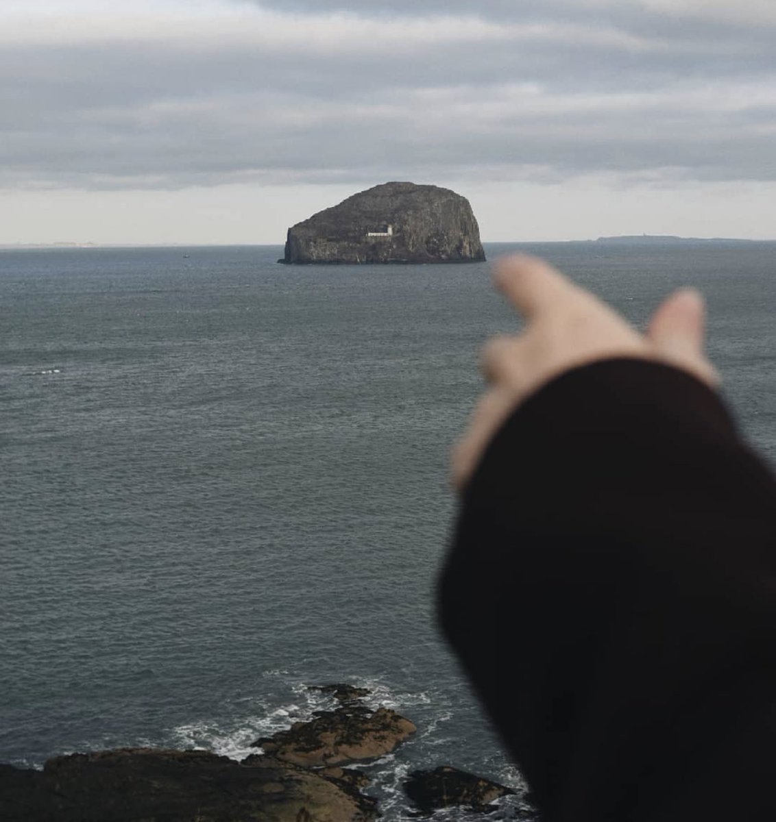 "في يومٍ ما، في لحظة لا تتوقعها، في موقف معين، ستتذكرني جيدًا."

✨🕊