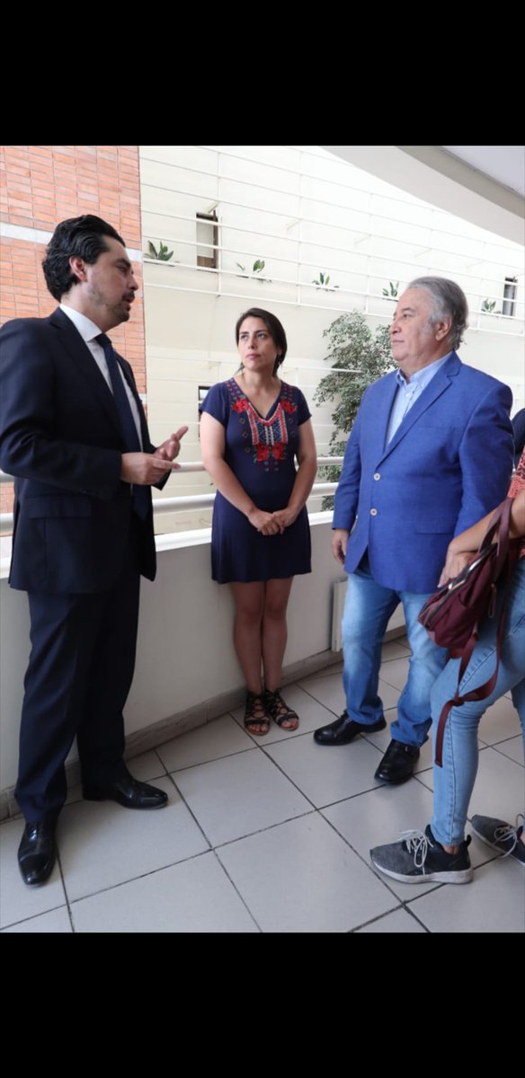 RebolledoAlcald's tweet photo. RECURSO DE PROTECCIÓN Y JUSTICIA POR FERNANDA GIL, NIÑA D #LaCisterna,15 AÑOS Y GRAVEMENTE ENFERMA, LE NIEGAN ATENCIÓN HOSPITAL GONZÁLEZ CORTÉS. MINSAL TRANSGREDE LA CONVENCIÓN D DERECHOS DEL NIÑ@, QUE ES LEY, YA QUE CUALQUIER CHILEN@ QUE SEA MENOR D 18 AÑOS ES CONSIDERAD@ NIÑ@! https://t.co/RsJe0Lro9d