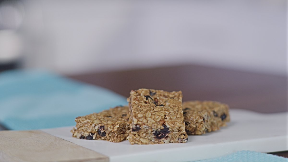 GoodinGrain's tweet photo. Today on #CookingWithGrains: Homemade Oat Bars; a great, healthy, afternoon or after school snack or lunch item.
https://t.co/rU29svP0QQ https://t.co/HrGBJfWf3M