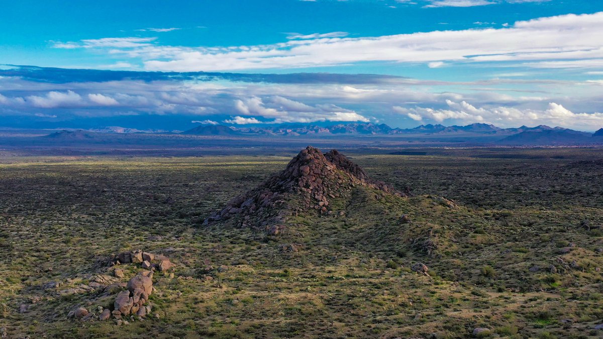 ddodell's tweet photo. Another picture from flying yesterday ... I sometimes forget how beautiful Arizona is. https://t.co/STpK9pMkQS