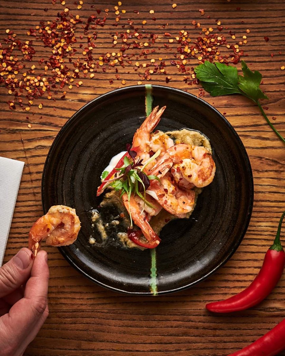 Have you plan your NYE celebration yet? We still have some seats available! 🎉
dar-london.co.uk
.
.
.
.
.
.
.
#celebration #nye #newyeareve #partytime #mediterraneanfood #middleeastfood #broadwaymarket #tootingmarket #tooting #dinner #prawns