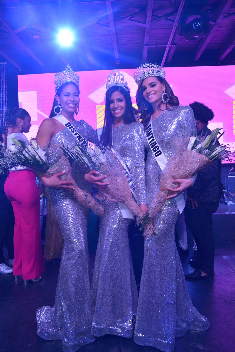 MissRDUS's tweet photo. #TBT | Happy Weekversary Esther Céspedes as the reigning #MissRDUS 2019 , also, our title holders Alondra Henríquez, Michelle Rojas and our new #MisterRDUS 2019 Livinov Ortiz @MisterRDUS https://t.co/4HGo0cmIMA