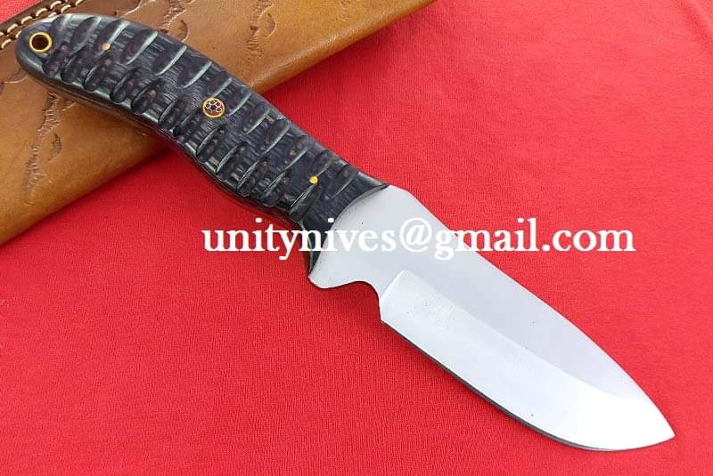 KnivesUnity's tweet image. 1095 High Carbon Steel Hunting Knife with Black Sheet Handle