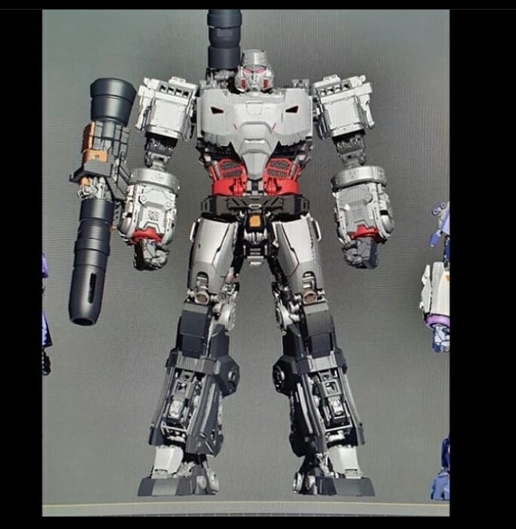 ATrench93's tweet photo. Excited! #Transformers #transformers1990 https://t.co/tBURIzziXi