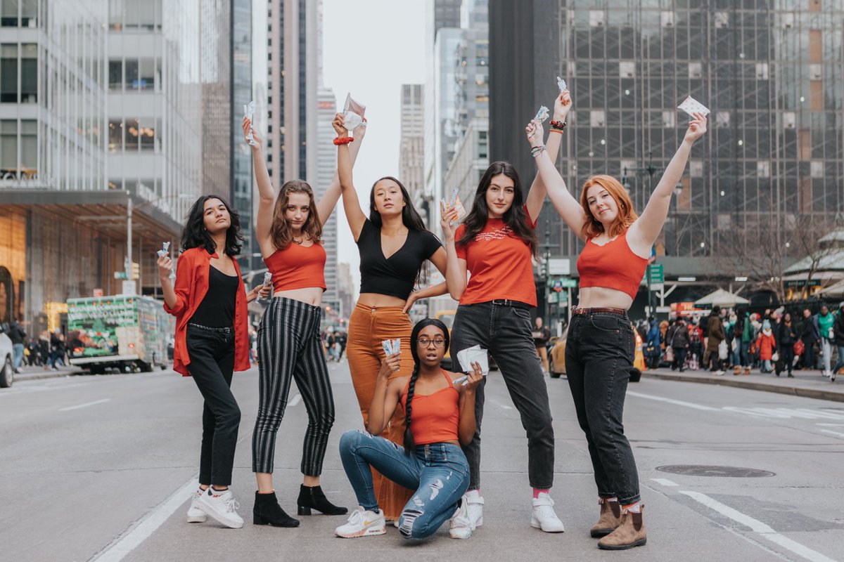 periodmovement's tweet photo. Happy holidays from our #periodmovement to you! Whether we’re taking fun photos with our fellow activists or helping menstruators in need, we’re glad you’ve been there to support us❣️ Here’s to a great holiday season and more moments together🌟🎄 Thx PERIOD @ NYC
PC📸 @fxdai (IG) https://t.co/22N1RUFnrz