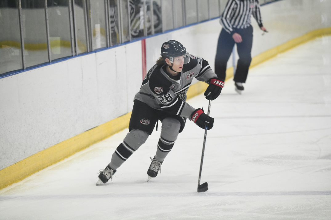 Who's got better flow?

Like for Peppermint Patty
Retweet for John Jaworski