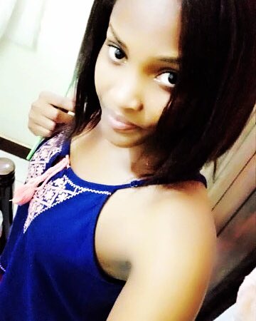 Victorianyamu's tweet photo. My life my world 🌹 https://t.co/QcHXkDqVnf