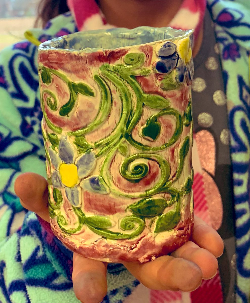laes_art_J's tweet photo. Third grade slab pot from Lake Anne ES. @lakeannees #dolphinpride #ArtTeacher #ArtEducation #elementaryart #artclass #kidsart #Artteachersofinstagram #kidscreate #thirdgrade #slabpot #slabpots #thirdgradeart https://t.co/jf2EA1TX0M