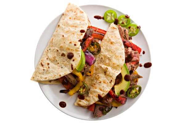 Fajitas are always a good idea 🤤 <a href="/Julie_Miguel_/">Julie Miguel</a>'s flank steak fajitas RECIPE: bddy.me/2EWbkbj