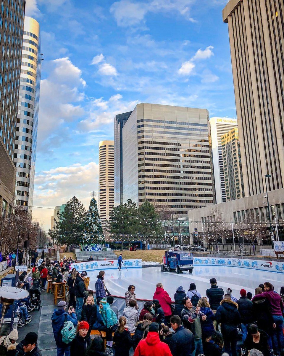 RenDenSTP's tweet photo. Ice, ice, baby. Skate straight into the holiday festivities at Downtown Denver's Skyline Rink. 

Photo: @fredmautz https://t.co/jZkAt6sgnB
