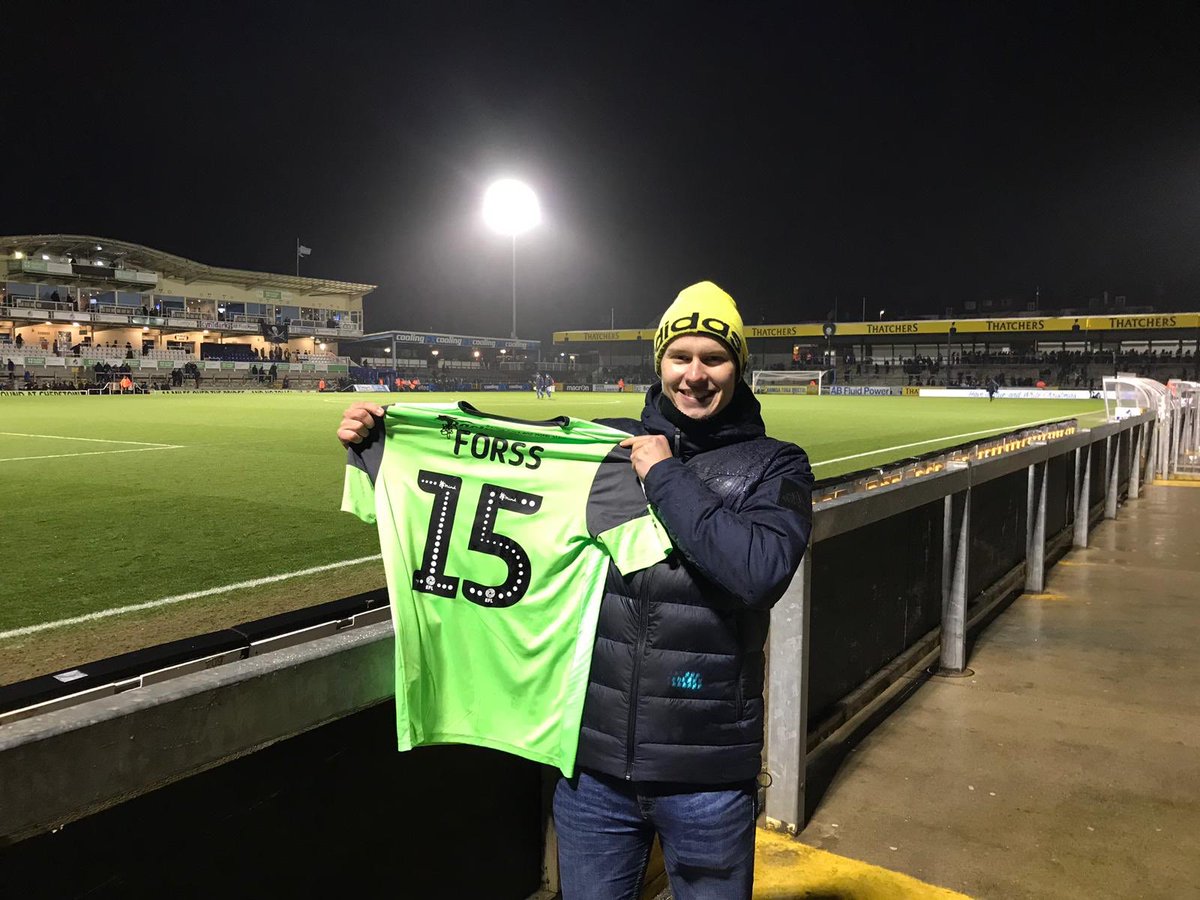 Too much Forss in one picture.. <a href="/mforss_/">Marcus Forss</a>  You’ll get your own in summer <a href="/PaiHaEdari/">Paimion Haka edustus</a>  #brothers #wimbledon #teammuscle #boxingday