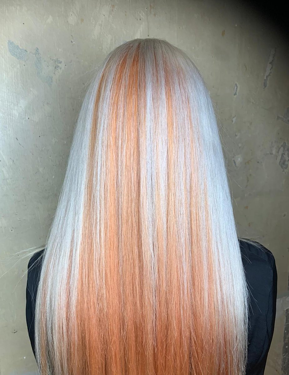 bluetitlondon's tweet photo. Harriet is changing things up for her client right in time for the Christmas party season by adding a bright colour toner under her usual bleach white. Colour serviced in our Streatham salon. https://t.co/k6fPWgDuFq