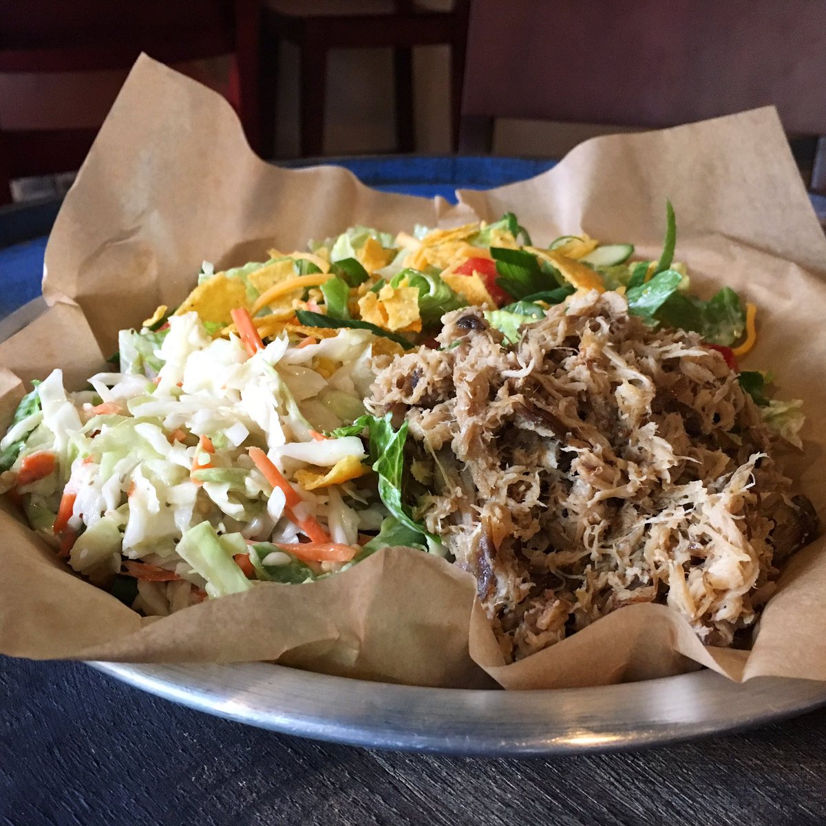 We are open and have heaps of BBQ to serve! Treat your out of town guests to delicious, smoky treats like this backyard BBQ salad 🥗🙌

#rva #rvadine #rvabbq #bbqchristmas #bbqsalad