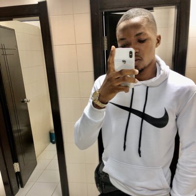 asumleking's tweet photo. #NouvellePhotoDeProfil https://t.co/sFv6GlcKHl