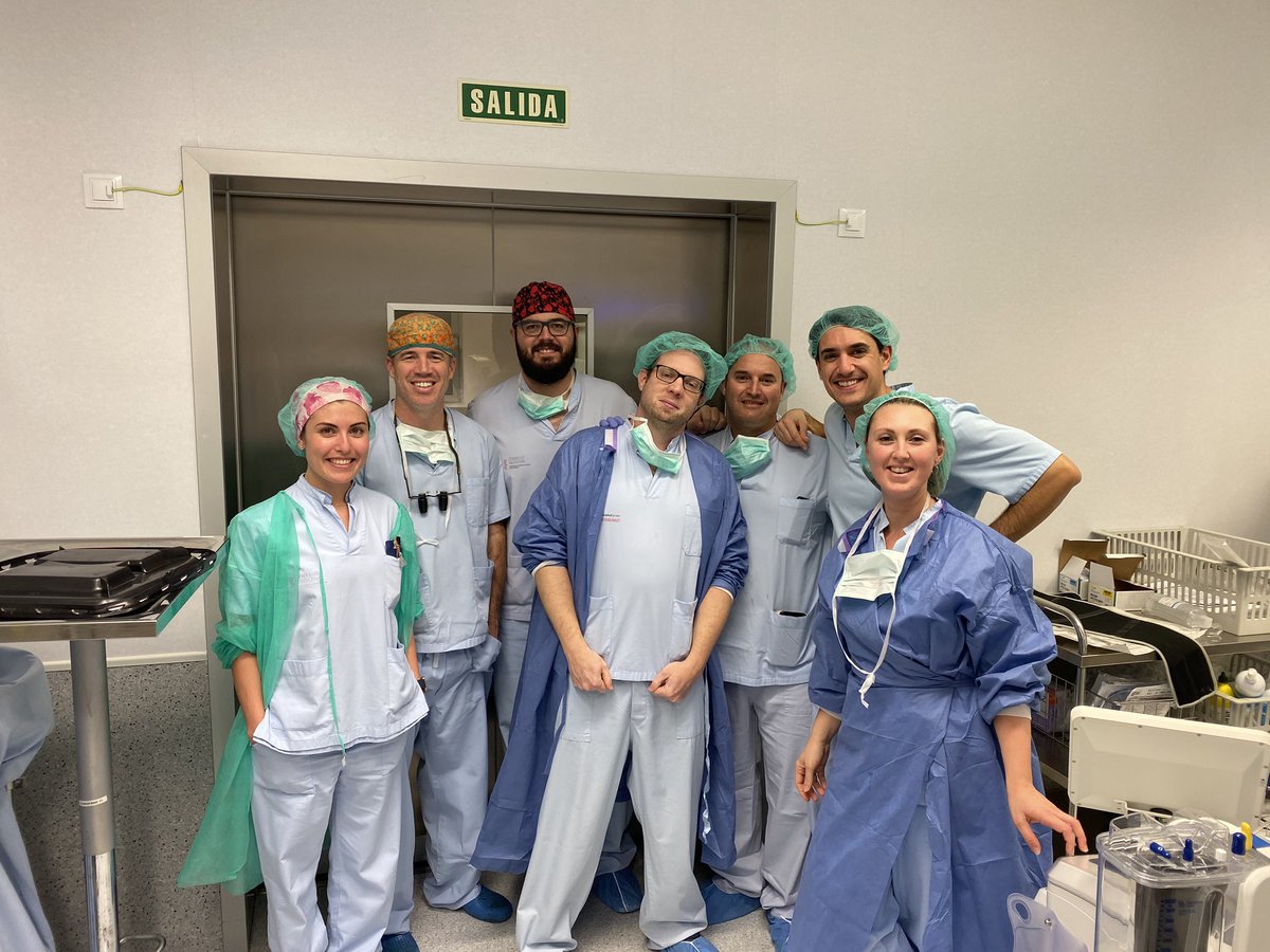 AlborsJose's tweet photo. #Christmastime #typeAdissection time https://t.co/NkgmayBzgx @Vinaloposalud
#GroundhogDay
This time in a 77 yo patient with previous TEVAR for #typeBdissection https://t.co/k4gn38W77z