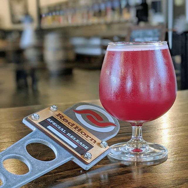 oztaphouse's tweet photo. If you haven't gotten to taste @redhornbrew 's Miss Edna Blackberry Sour yet we still have a some left on tap. Get a glass soon before this tart slice of heaven is all gone! 
#selfpourbeer #atx #oztaphouseaustin #oztaphouse https://t.co/wKqeZsB9sq https://t.co/RJT515Bk2E