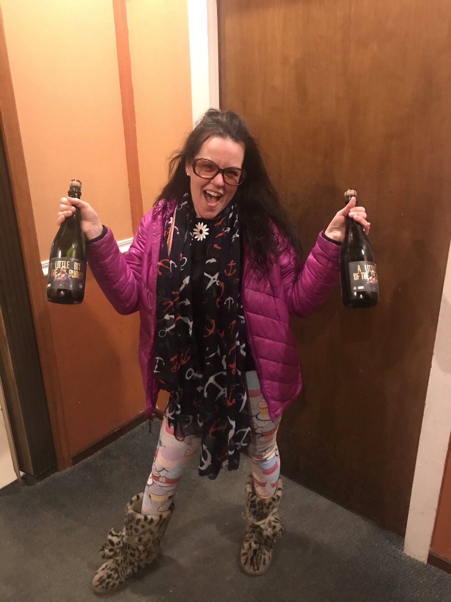 A Little Bit of the Bubbly is HERE! 😘🏆 Time to Drink it in <a href="/IAmJericho/">Chris Jericho</a> IAmJericho IAmJericho 😘😘