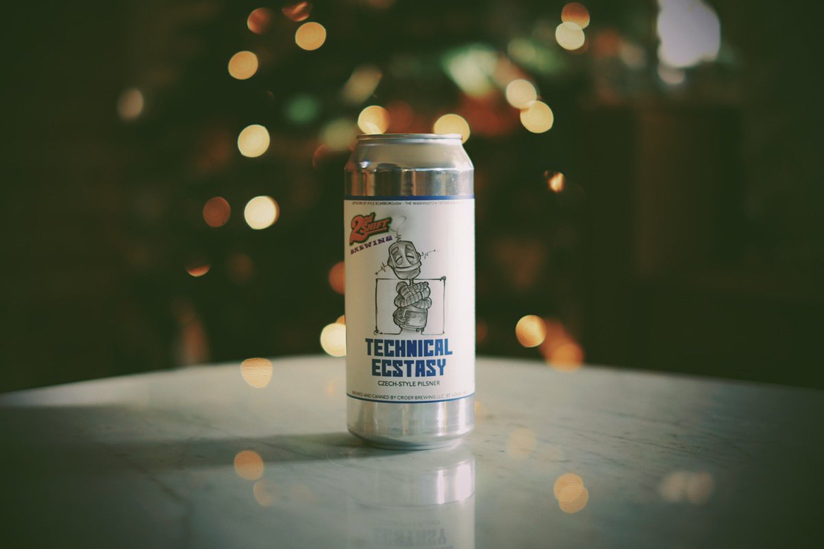 stephensinner's tweet photo. tell me why i should leave the house this evening??? #windowswideopen @2ndshiftbrewing #tech #pils #getchyasum https://t.co/NyjCrok86U