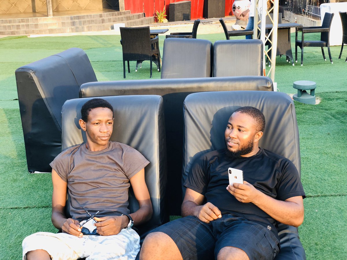 Idriss_Najeb's tweet photo. #NextCable In Nigeria 🇳🇬, Next Level Here #Alhamdullah Masha Allah 

Dodar Ma Dodar, Inji Rarara 🤪🤪🤪
#SamboDasuki 4 #President2023 #PDP #BoxingDay #MUNNEW #ThursdayMotivation #TachaXCirocOwerri #YouNetflix https://t.co/zAmy4tQ9xx