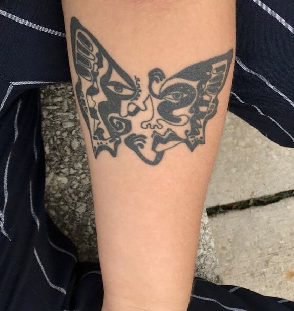 GCdebaca's tweet image. I’m telling y’all one day I’m going to have a jacket with @chellamanart flavor/twist put on it 😩🙌🏽