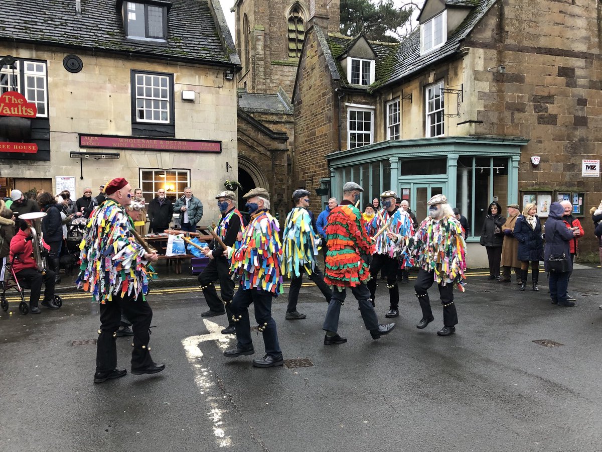 jgrfrost's tweet photo. #traditional #England #Uppingham https://t.co/EkdTwojwiK