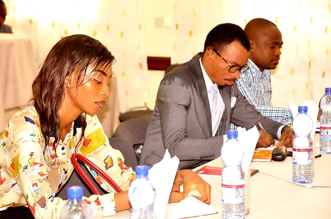 mukeba_n's tweet photo. Invité par l'#Union_Africaine pour la séance d'ouverture de l'#atélier_de_jeunes_leaders, genre, instruments africains... aux côtés des grandes dames telle que l'#Honorable_Christelle_Vuanga, un honneur. @LMushikiwabo @MukebaKalengay @DeniseNyakeru @rkitsita @_AfricanUnion https://t.co/sVEhnNKOve